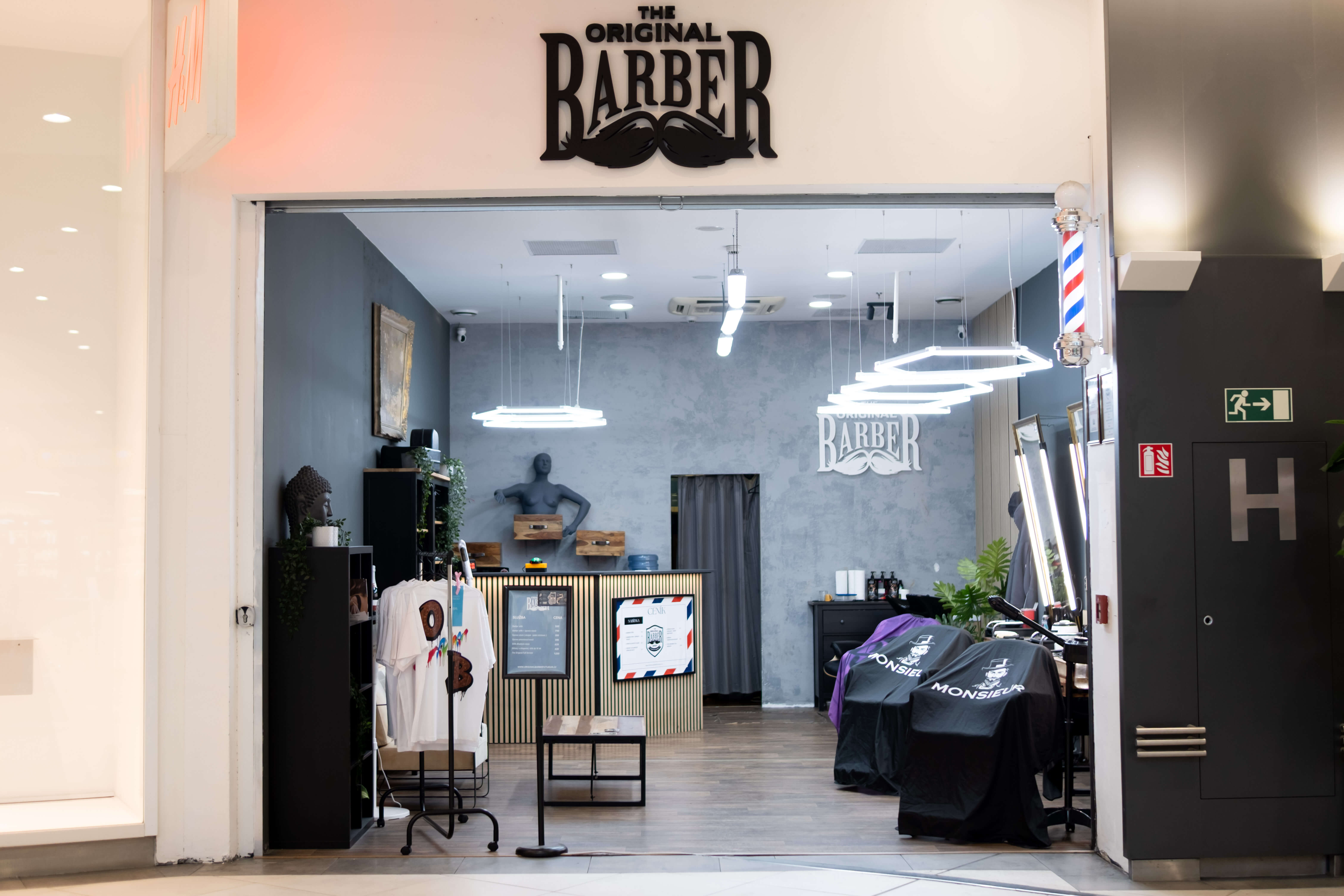 the original walk-in barber